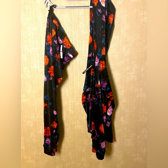 Room Service two piece hoodie lounge jogger set - Picture 2 of 8